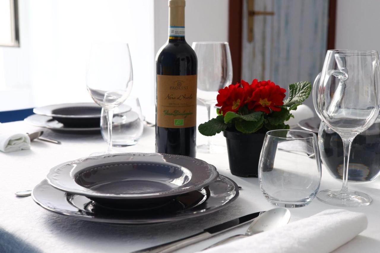 Marina House Apartment Palermo Bagian luar foto